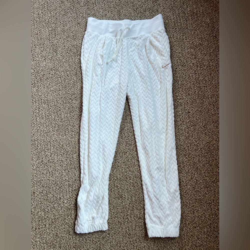 Nike joggers